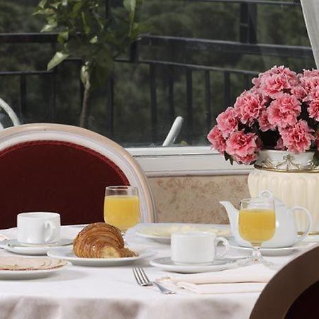 Hotel Eliseo Рим Ресторан фото