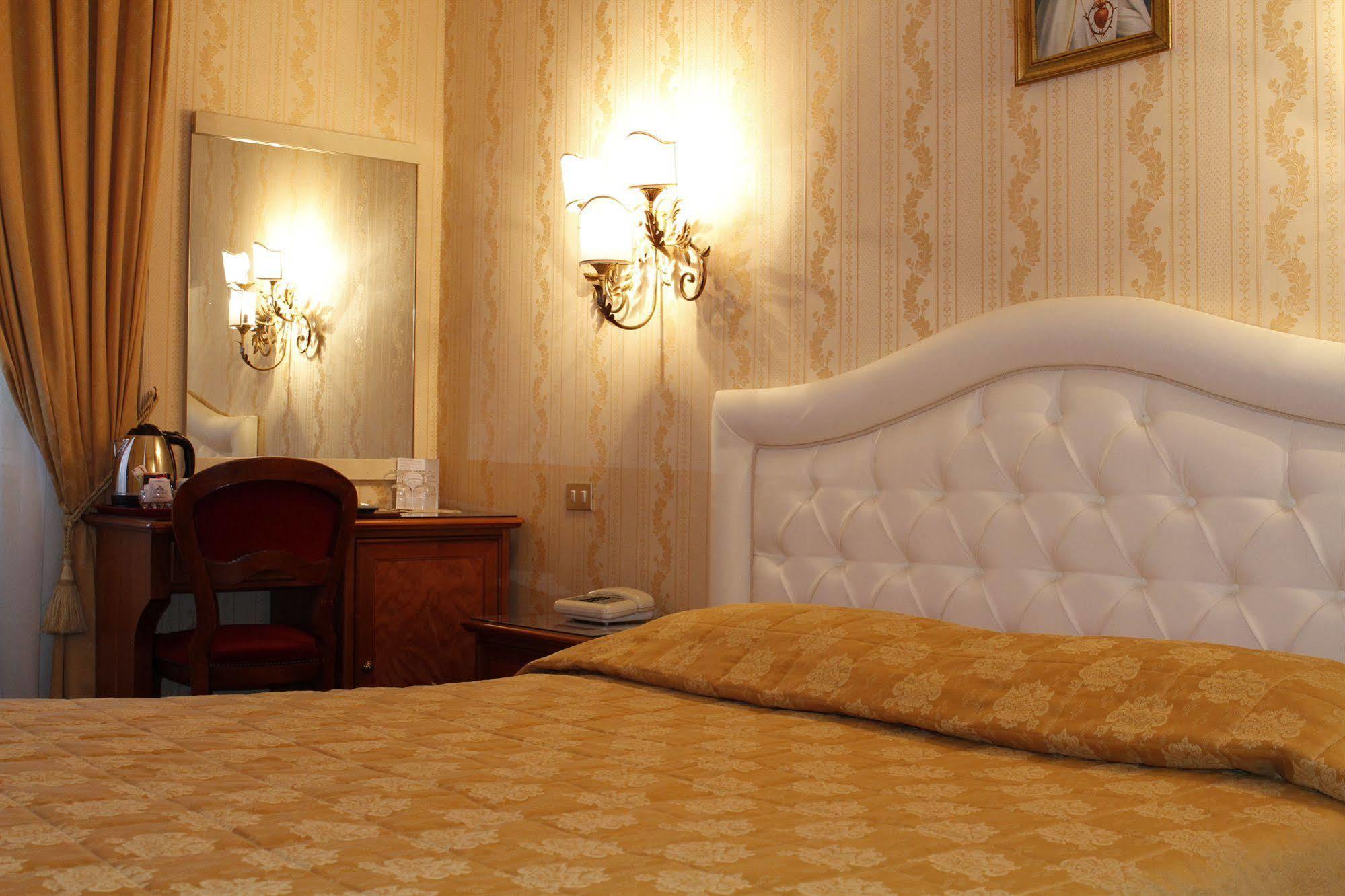 Hotel Eliseo Рим Экстерьер фото
